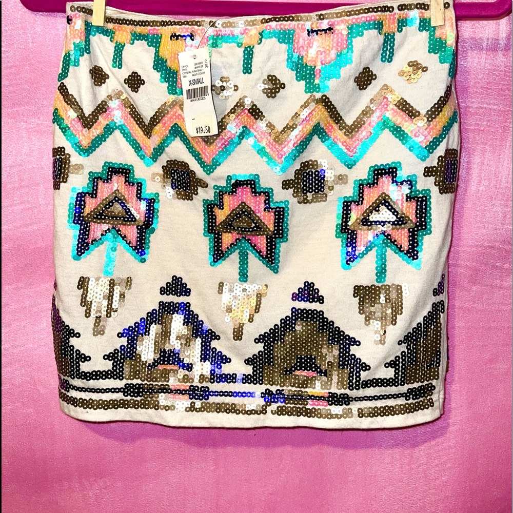 SOLD NWT Wet Seal Sequin Skirt Size XS